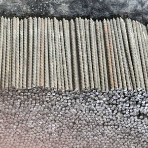 SWRH82B Tiges en acier à extrémité pointue <span class=keywords><strong>de</strong></span> 5-7 mm, piquets <span class=keywords><strong>de</strong></span> sol industriels pour serres et ancrage du sol, haute résistance, pour espaces restants - Product Image 1