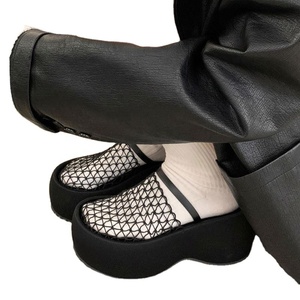 Sandales plates à plateforme pour femmes, style romain, semelle en caoutchouc épaisse, légères, respirantes, structure en maille, printemps-été - Product Image 1