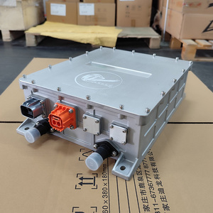 Chargeur embarqué EV 6,6 kW <span class=keywords><strong>OBC</strong></span> 360V 250V-450V Large plage de tension de sortie Refroidi par liquide Chargeur de batterie embarqué pour voiture électrique - Product Image 1