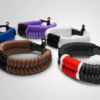 Bracelet de survie d'urgence pour homme, en corde de parachute 550 tressée, avec manille métallique en U à taille réglable, pour l'extérieur