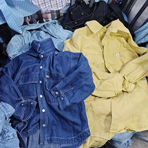 Chaquetas Vaqueras Usadas para Hombre y <span class=keywords><strong>Mujer</strong></span>, Gabardinas Vaqueras para Hombre, Fardos <span class=keywords><strong>de</strong></span> Ropa Usada al por Mayor, Ropa Usada <span class=keywords><strong>de</strong></span> Buena Calidad - Product Image 2