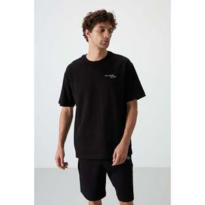 Conjunto de Pantalones Cortos Air Jones para Hombre, Negros, de Corte Holgado, Bordados, de Mezcla de Algodón, Gruesos, Suaves y Texturizados - Atuendo Casual de Verano de Dos Piezas - Product Image 5