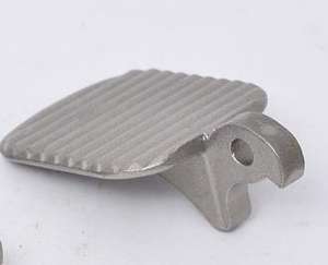 Pièce de moulage <span class=keywords><strong>en</strong></span> <span class=keywords><strong>fonte</strong></span> <span class=keywords><strong>ductile</strong></span> bien calibrée <span class=keywords><strong>en</strong></span> usine qualifiée plaquette de frein à disque de frein de transport personnalisé <span class=keywords><strong>en</strong></span> cuivre - Product Image 4