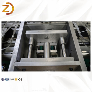 Petit pain de grille de plafond en T et <span class=keywords><strong>croix</strong></span> en T formant la machine principale de quille de plafond en T pour la fabrication de carreaux pour le système de plafond - Product Image 4