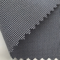 Tissu jacquard tissé en polyester cationique 150D+300D, teint, élastique sur quatre côtés, résistant à l'usure, pour vêtements d'extérieur pour filles