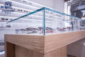 Mostrador Móvil con Iluminación LED de Alta Gama para Diseño de Interiores de Tiendas Minoristas, Exhibición de Productos y Muebles para Escaparates - Product Image 2