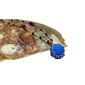 Collar Colgante de Cuerda de Cáñamo Estilo Boho con Bola de Piedra Natural Azul y Cadena de Cuentas, Joyería Unisex para Regalo - Product Image 1