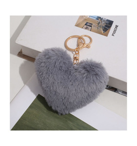 Coloré moelleux coeur forme <span class=keywords><strong>pompon</strong></span> <span class=keywords><strong>porte</strong></span>-clés Pom Pom bouffée boule fausse fourrure <span class=keywords><strong>porte</strong></span>-clés pour bricolage artisanat sac pendentif - Product Image 6