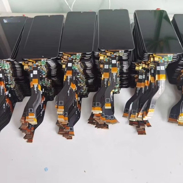 Cell Phone Spare Parts Manufacture Wholesale TFT 6.4" Mobile Display Replacement for for for and Tcl Phones