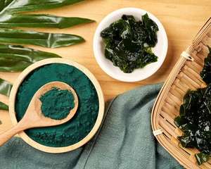 Doğal yeşil Spirulina tozu, alkali gıdaların kralı, vücudun <span class=keywords><strong>pH</strong></span> seviyelerini ustalıkla dengeler - Product Image 2