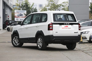 2026 <span class=keywords><strong>SWM</strong></span> Big Tiger SUV automático <span class=keywords><strong>Precio</strong></span> de fábrica Nuevo vehículo de gasolina con interior oscuro FWD Drive Coches nuevos Chinos Baratos - Product Image 3