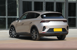 Arcfox Alphard T6 Modello 2025 688MAX 175kW 238 cavalli <span class=keywords><strong>SUV</strong></span> elettrico puro a 5 porte e 5 posti di medie dimensioni - Product Image 5