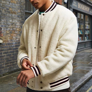 Vestes universitaires en sherpa pour hommes, personnalisables OEM, vierges, avec logo brodé en chenille, boutonnées, en polaire sherpa, style Teddy Bear, vestes de baseball pour hommes - Product Image 3