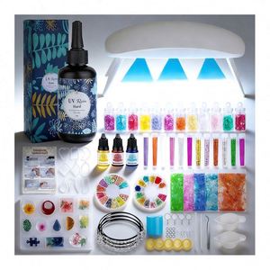 ชุดงานฝีมือ DIY เรซิ่น UV สำหรับทำเครื่องประดับ พวงกุญแจ คริสตัลใส โคมไฟ LED แม่พิมพ์ซิลิโคน กลิตเตอร์ ฟอยล์ ดอกไม้ จี้ ต่างหู รุ่น MODEL - Product Image 1