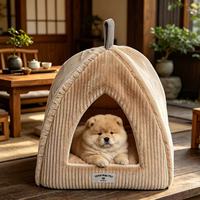 Yangyangpet Beige Dreieckiges Cord-Hundebett mit Streifen Luxuriöses Orthopädisches Schaumstoff Wasserdichtes Hundebett