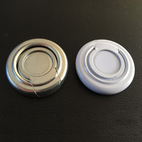 Bouchon en métal de style japonais scellé avec bec verseur anti-déversement pour bidons d'huile moteur et applications chimiques, avec joint intérieur en plastique