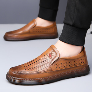 Chaussures bateau décontractées en cuir marron pour hommes, ajourées et respirantes, à enfiler, pour les loisirs, origine Wenzhou - Product Image 1
