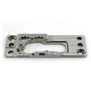 Petit <span class=keywords><strong>kit</strong></span> d'estampage de tôle avec service d'usinage CNC Fournisseurs de pièces de borne automobile en acier Services de brochage par électroérosion à fil - Product Image 2