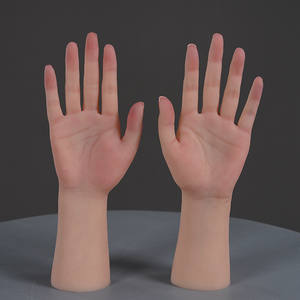 Simulation réaliste de peau artificielle de prothèse de mains de fille de silicone pour la formation d'ongle et les fournitures d'ongle de modèle de bijoux de fétiche - Product Image 2