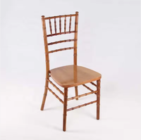 Chaises de salle à manger Chiavari modernes empilables en bois massif avec dossier pour mariages, banquets, hôtels, fêtes et parcs (vente en gros)
