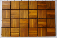 Baldosas de Madera de Acacia de Alta Calidad MAPLE LEAF DT012 de 8 Listones, Revestimiento de PU de 12 mm, Superficie con Gráficos Modernos para Exteriores