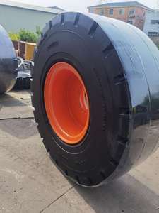 Neumático de caucho de alta resistencia ampliamente utilizado en grúas pórticas de muelle, apiladores de contenedores con neumáticos de caucho 26.5-25 23.5-25 16.00 20.5 25 - Product Image 3