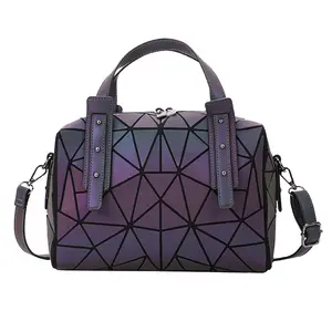 Glow Pillow Bag Fashion Color-changing Square Geometric Versatile Large Capacity Colorful Noctilucent Diamond Handbag