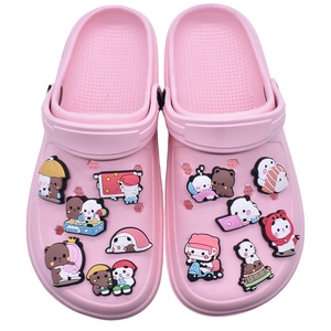 Nueva venta al por mayor de dibujos animados personalizados lindo osito caucho Pvc decoraciones accesorios zapato encantos para zapato hebillas zuecos encantos - Product Image 2