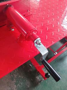 Chine 450kg/1000Lbs <span class=keywords><strong>pont</strong></span> élévateur de plate-forme de moto <span class=keywords><strong>pneumatique</strong></span> rampe élévatrice de moto utilisée - Product Image 3