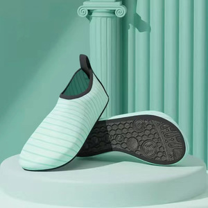 Zapatillas de Yoga Antideslizantes y Transpirables para Interiores, con Protección para los Pies, Impermeables, para Pilates, Gimnasio y Entrenamiento - Product Image 2