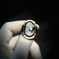 Heizun élégant dame S925 bijoux en argent pendentif pierre d'onyx noir sculpté vadrouille coquille camée exclusif broches fines pour cadeau