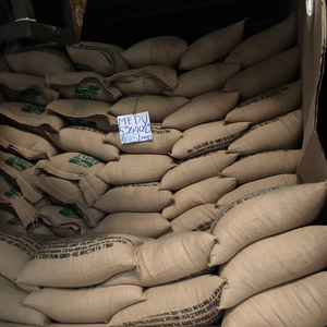 2024-2025 NOUVELLE récolte Robusta Coffee Bean SCR 13 16 18 vert et torréfié direct Vietnam ROBUSTA COFFEE BEAN Brand Grade 60KG Jute Bag - Product Image 1