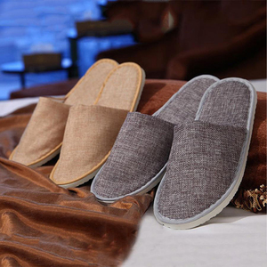 Pantuflas Blancas de Terciopelo de Alta Calidad para Hotel <span class=keywords><strong>Marriott</strong></span> - Product Image 4