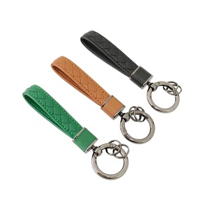 New Fashion Car Key Chains Brand Logo Metal Black Key <b>Holder</b> Keychain Accessories Gift Custom Leather Keychain - Product Image 3