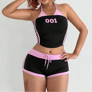 Ensemble court deux pièces sexy et tendance, style patchwork coloré, dos nu, bretelles halter, mini, coupe courte - Product Image 1