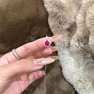 Collar con Colgante de Plata de Ley S925 con Forma de Gota de Agua y Diamante Azul Marino, Estilo Japonés, Diseño de Joyería Fina de Lujo de Alta Gama - Product Image 4