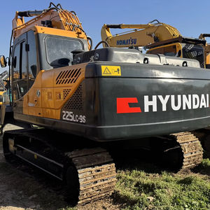 Excavateur d'occasion Offre Spéciale 22 tonnes HYUNDAI 225LC-9 en faible nombre d'heures de travail en bon état en stock - Product Image 1