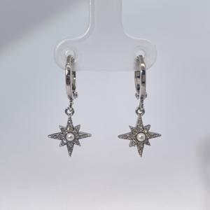 ต่างหูทองเหลืองชุบทองคำขาวประดับเพชรคิวบิกเซอร์โคเนียและมุกเทียมรูปดาว ดีไซน์คลาสสิกหรูหราสำหรับผู้หญิง - Product Image 1