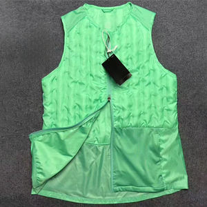 Gilet Sportivo Invernale da Uomo, Giacca Senza Maniche Leggera Imbottita, Traspirante ad Asciugatura Rapida, Scollo a V con Cerniera per Escursionismo e Corsa - Product Image 1