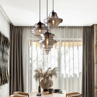 Style moderne (Suspension en verre soufflé décorative nordique pour cuisine simple, moderne)