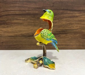 Artesanía Étnica: Pájaro de Latón en Rama para Diseño Moderno y Lujoso, Decoración Colgante para Interiores del Hogar - Product Image 5