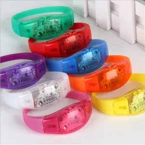 Bracelet de fête en Silicone, Flash Rf Led, activé par le son, lumière clignotante, vente en gros