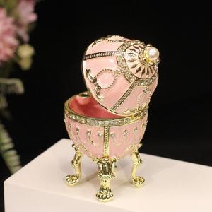 Exquisita Caja de Joyería con Diseño de Huevo Fabergé, Chapada en Oro, Hecha a Mano, con Pedrería Colorida, para Pascua - Figura de Mascota - Product Image 5