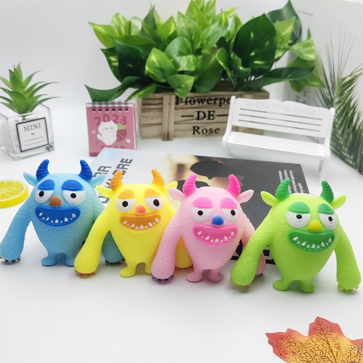 มีสีสัน