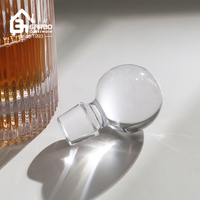 Decantador de whisky de cristal con diseño de rayas de la línea Fashion, juego de 3 vasos de whisky de alta calidad, decantador y vaso para whisky.
