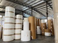 Matériau recyclé à prix compétitif, papier de panneau Duplex recyclé 300 Gsm personnalisé