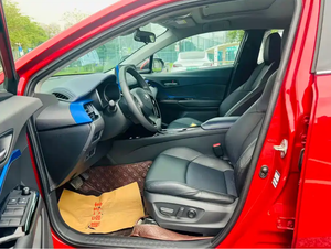 Offre Spéciale pour <span class=keywords><strong>CHR</strong></span> <span class=keywords><strong>2022</strong></span> 2.0L CVT Édition Leading Volant à Gauche Sièges en Cuir Pneus R17 SUV Compact 5 Portes 5 Places - Product Image 4