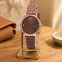 Montre analogique élégante pour femmes, boîtier en alliage, bracelet en cuir véritable, mouvement à quartz chinois, montre-bracelet de bureau pour femmes