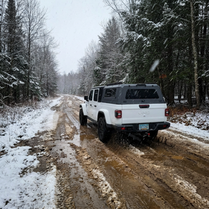 Auvent de camionnette en alliage d'aluminium étanche et verrouillable avec fenêtre fendue, à <span class=keywords><strong>prix</strong></span> avantageux, pour Ranger F150 Tacoma Hilux <span class=keywords><strong>Dodge</strong></span> Ram1500 - Product Image 2
