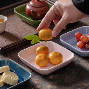 Plato cuadrado de cerámica para frutas, plato de porcelana estilo japonés para aperitivos, para fiestas de té, uso en la sala de estar. - Product Image 4
